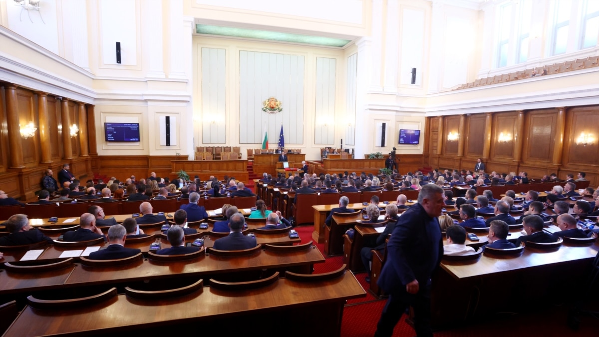 Парламентът възложи на правителството да търси ядрено гориво, различно от руското