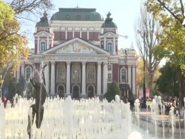 Разкрития за скандала в Народния театър