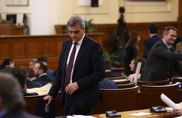 "Български възход" отива на вота като партия, а не като коалиция