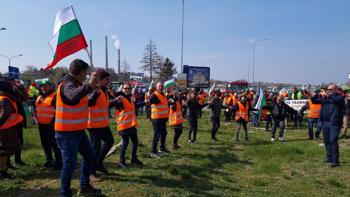 Български и румънски фермери протестираха срещу безмитния внос от Украйна