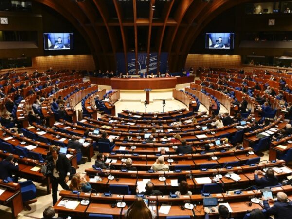 Депортирането на украински деца е геноцид, реши Парламентарната асамблея на Съвета на Европа