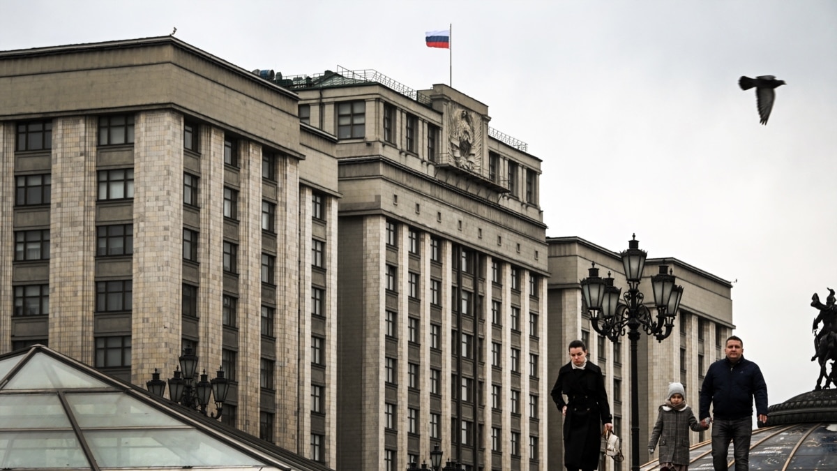 Доживотен затвор за държавна измяна въвеждат в Русия. Москва затяга и присъдите за тероризъм