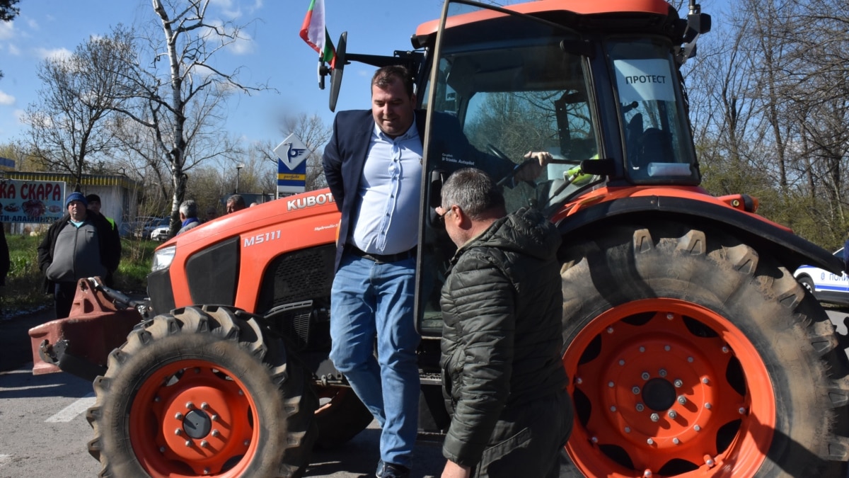 От Украйна идва евтино, но в магазина е скъпо. Защо протестират производителите на зърно