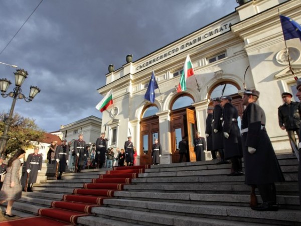 Отговорността за кабинет е на ГЕРБ, трябва да предложат формула