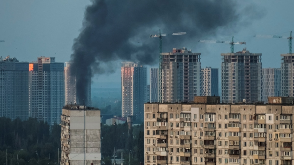 Русия атакува Киев с дронове и ракети. Обявена е въздушна тревога