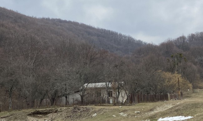 Закопчаха пастира, който алармира за мними бедстващи