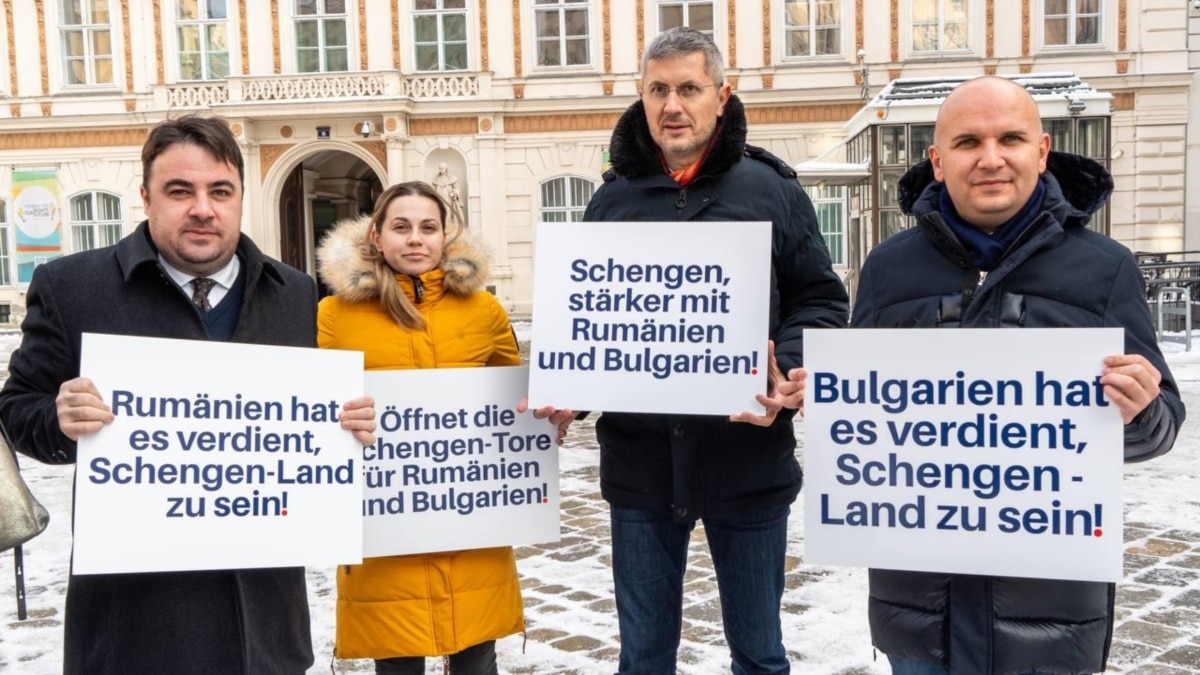 Демонстрация на евродепутати настоя България и Румъния да влязат в Шенген