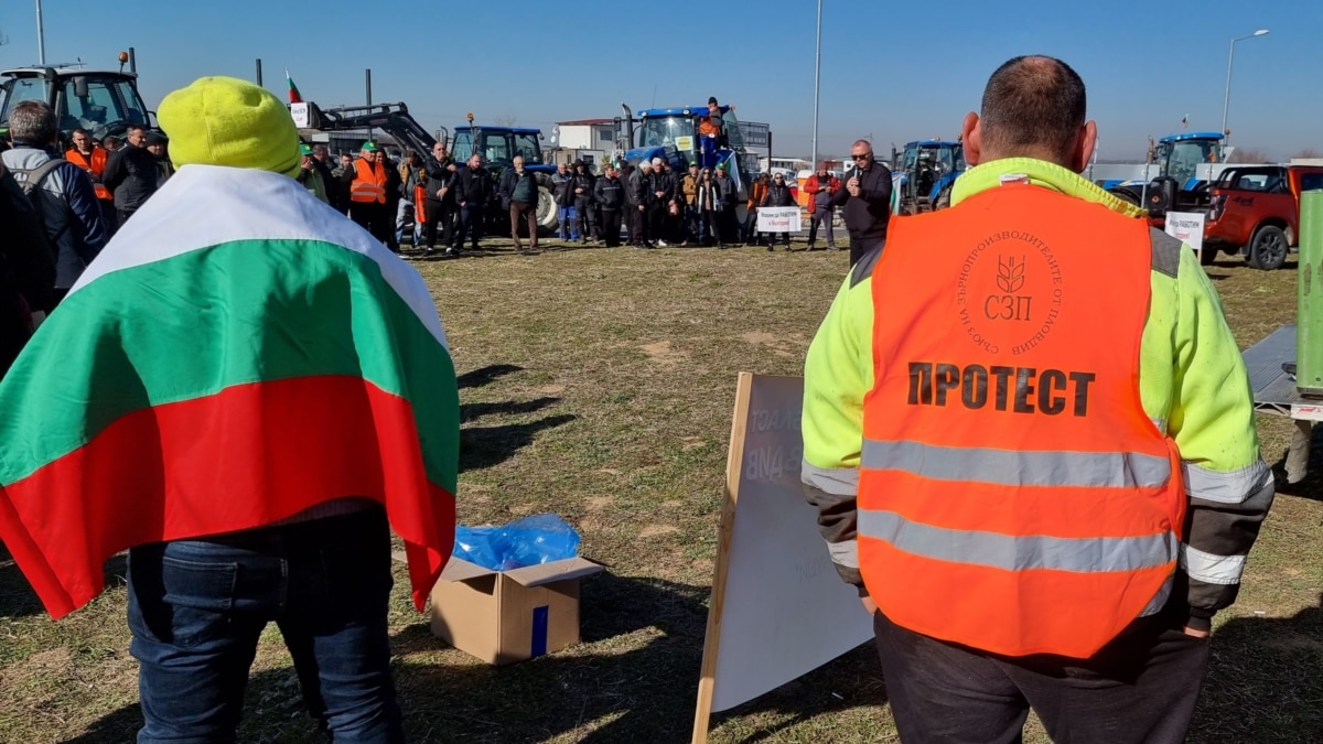 "Тотална промяна". За какво протестират земеделците край Пловдив