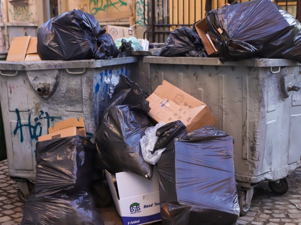 Еко: Общините ще ни зачисляват торби за боклук