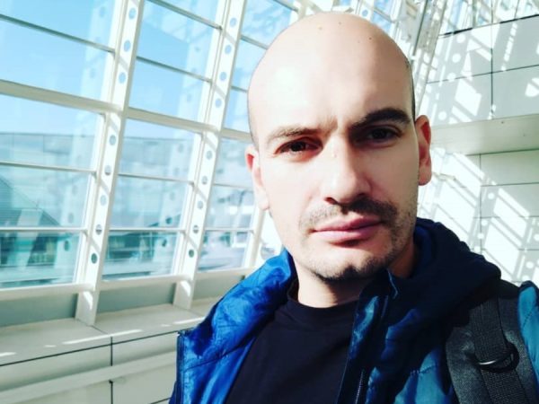 МВР задържа журналиста Димитър Стоянов за заплаха с оръжие. Спести, че той първо е бил нападнат