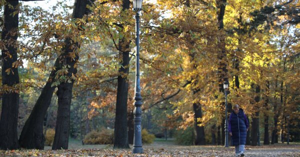 Слънчево време в сряда, остава топло за сезона