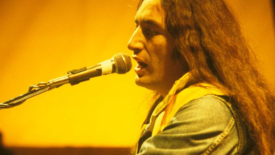 „Джулай Морнинг“ и вечният Кен Хенсли