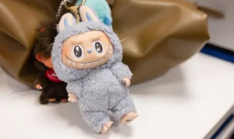 Манията по куклите Labubu доведе до масови боеве и спиране на продажбите