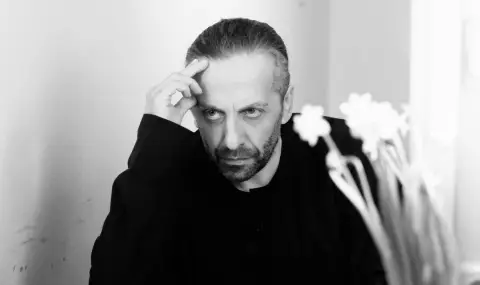 Мариус Куркински е загубил баща си