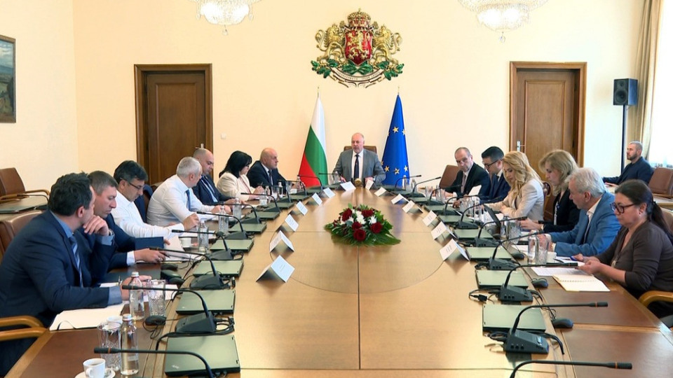 МС планира над 100 събития за еврото