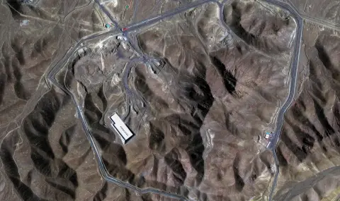 Силен взрив отекна в провинция, където Иран има ядрена централа