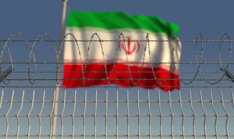 Френската армия е свалила ирански дронове, насочени към Израел