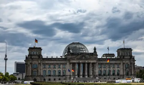 Близо половината от германските избиратели приемат Русия за заплаха