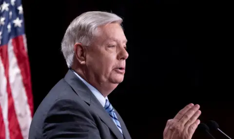 Вносителите на законопроекта за нови санкции срещу Москва смятат, че Тръмп може да използва замразени руски активи