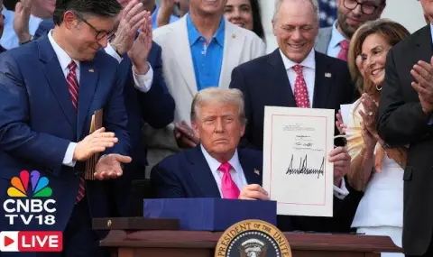 "Голям и красив" - Тръмп подписа знаковия за управлението си законопроект за данъците и държавните разходи ВИДЕО