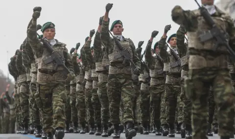Гърция: Докато Турция ни заплашва с война, няма да влезе в програмата SAFE
