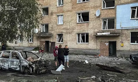 Дронов удар в Харков ранява девет души, сред които три новородени и техните майки