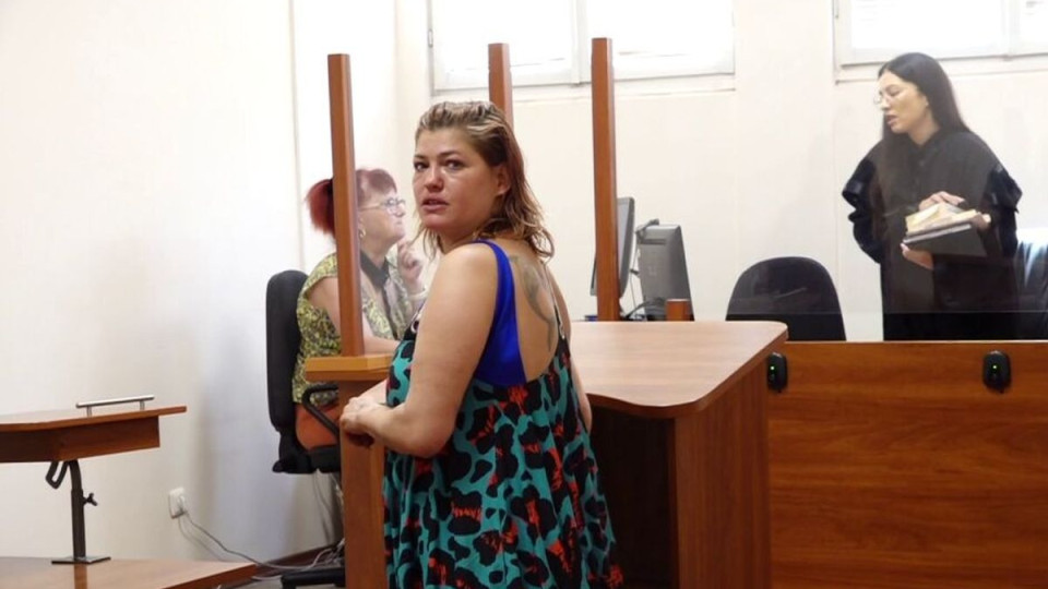 Жана Бергендорф с първо послание към света след срамния арест