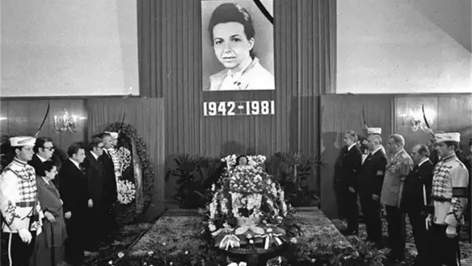 Зловещата дата! Шокираща мълва за внезапната смърт на Малък Тошко