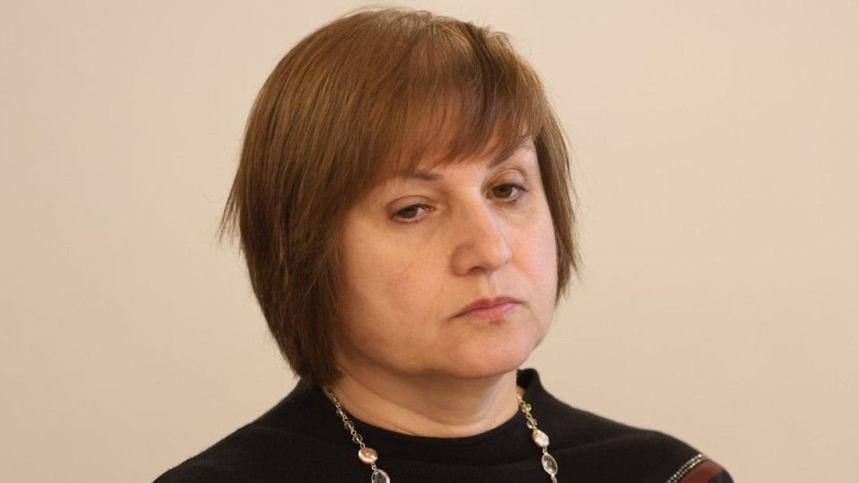 Какво се случва с пенсиите в евро? Първи думи на новата шефка на НОИ