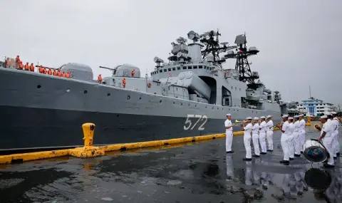 Мерки за сигурност! Главният военноморски парад в Санкт Петербург е отменен