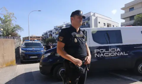 Ожесточени сблъсъци между екстремисти и мигранти в Испания, ранените са петима