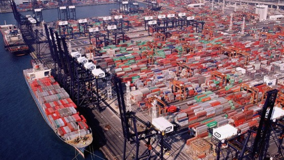 Паника на пристанищата в Европа. Проблем с доставката на стоки