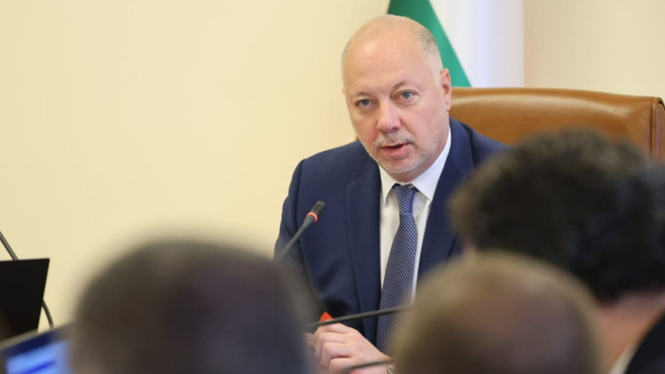 Премиер и министър на инспекция край Бургас