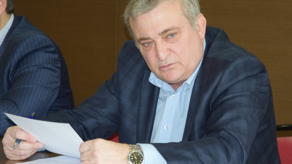 Проф. Димитър Радев до КС: Измененията, спрели избора на Сарафов за главен прокурор, са нескопосани