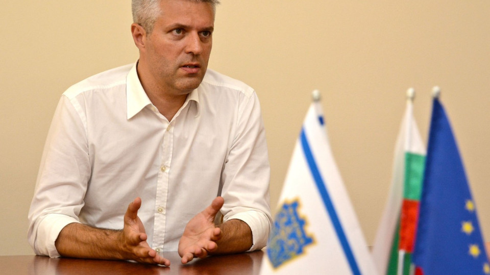 Скандалът ехти. Икономическа полиция в община Варна