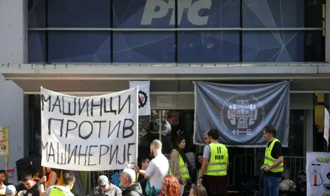 Съдът в Нови Сад върна делото за трагедията на гарата, при която загинаха 16 души