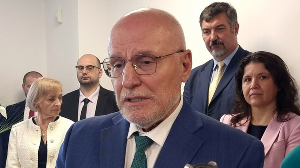 Управителят на БНБ: Започваме сеченето на българските евромонети