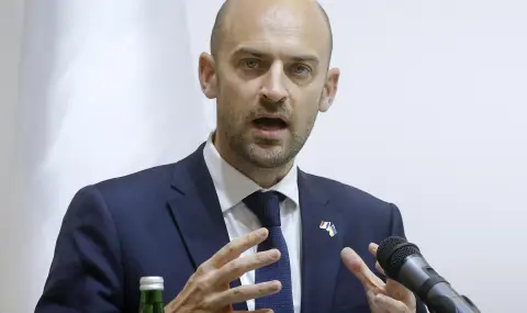 Франция: Мирните преговори ще имат стойност, ако доведат до среща между Зеленски и Путин