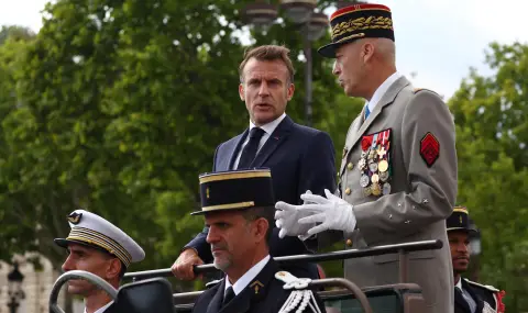 Франция увеличава рязко разходите за отбрана. Макрон: Вече няма правила