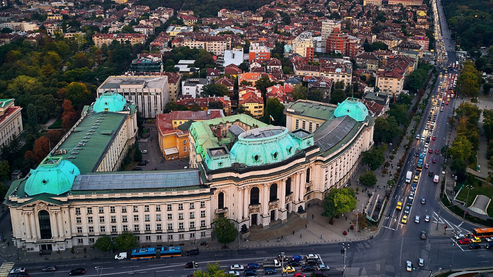 Шоково увеличение на таксите в Софийския университет. Започват протести