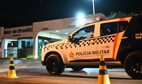 11 загинали при катастрофа между автобус и камион в Бразилия