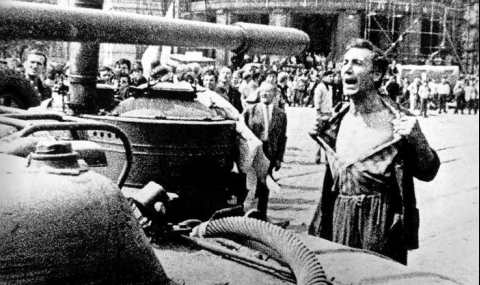 20 август 1968 г. Варшавският договор нахлува в Чехословакия