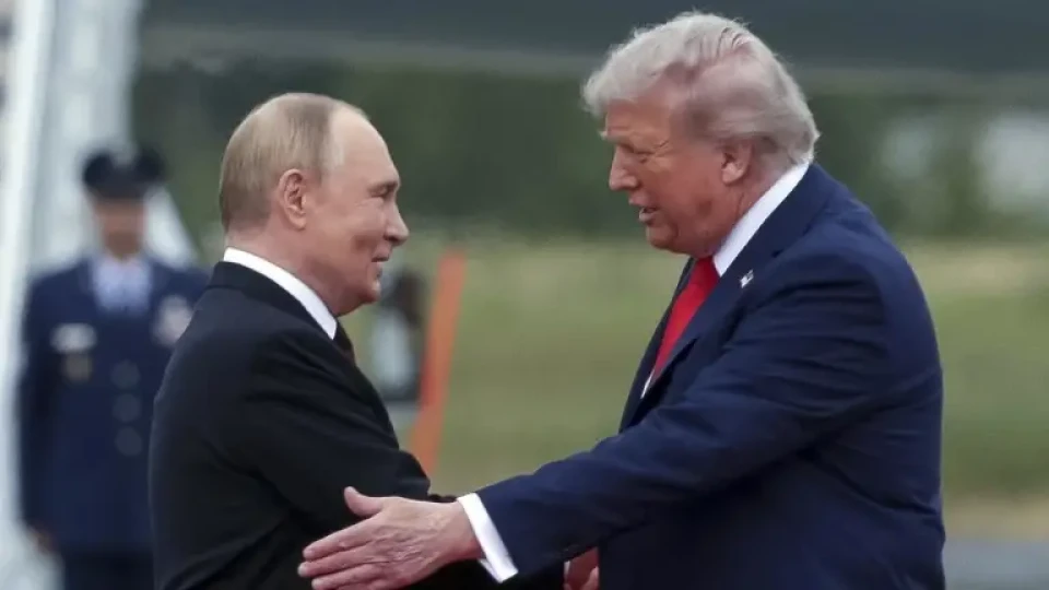 Грандиозен скандал! Пикантни подробности за срещата Путин-Тръмп в секретни документи