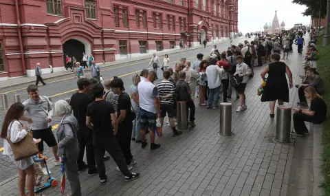 Докога трупът на Ленин ще лежи на Червения площад?