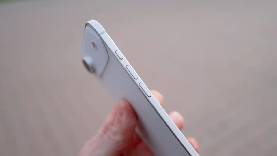Ето какво ще пожертва Apple при рекордно тънкия iPhone 17 Air