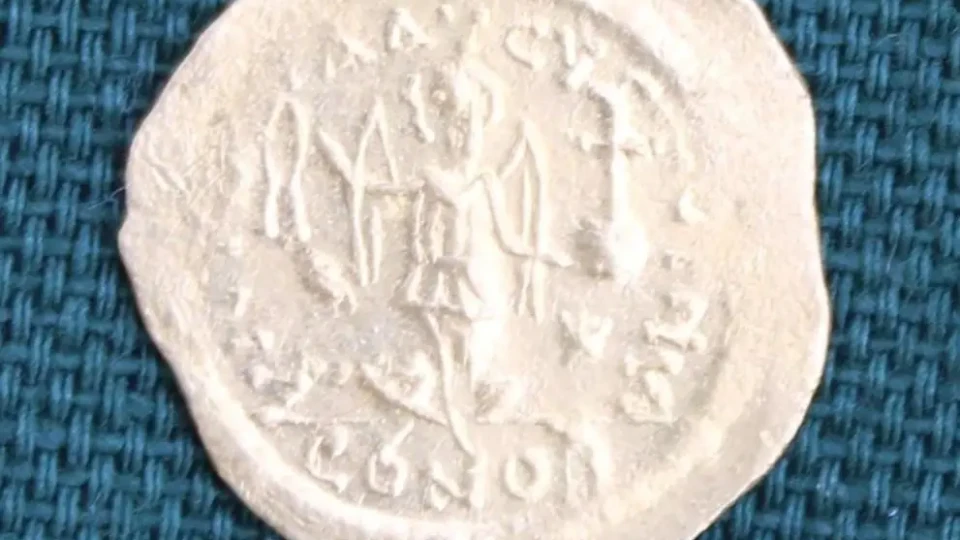 Златна монета изкочи при проучвания. Находките