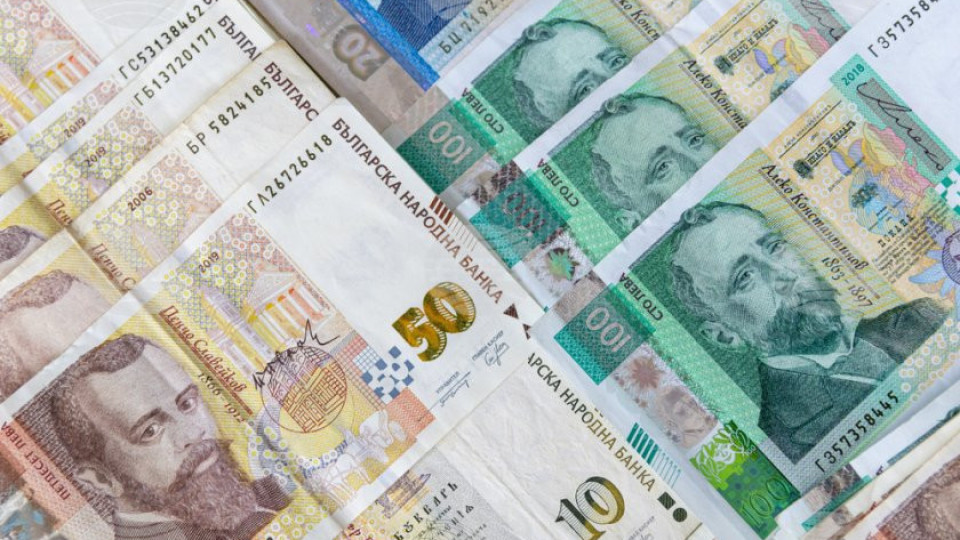 Паника в магазина! Не приемат банкноти от 50 и 100 лева