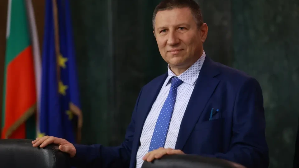 Рожден ден днес има Борислав Сарафов