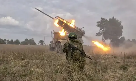 Русия атакува масирано по въздух украинската Днепропетровска област