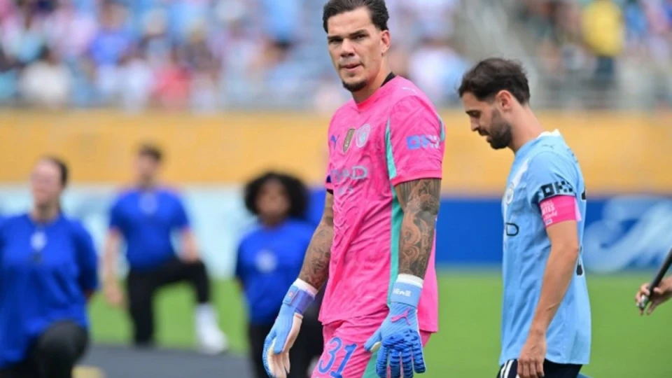 Турция направи двоен удар. Взима топфутболисти